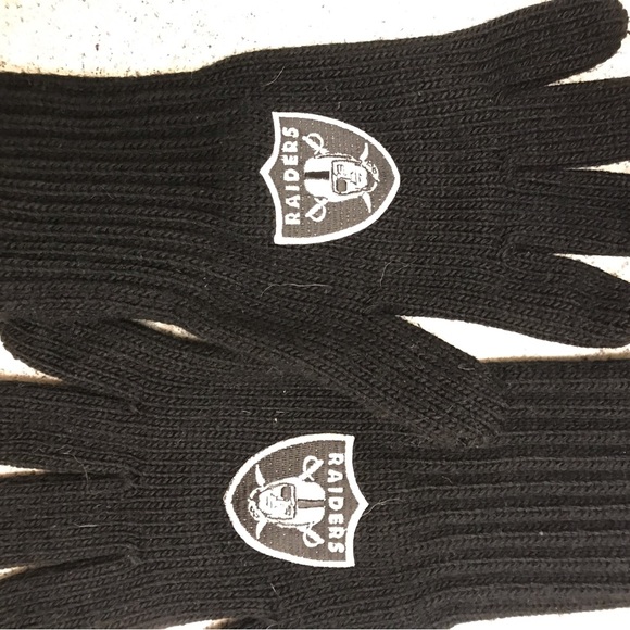 Mens Raiders  knit gloves - Picture 1 of 2